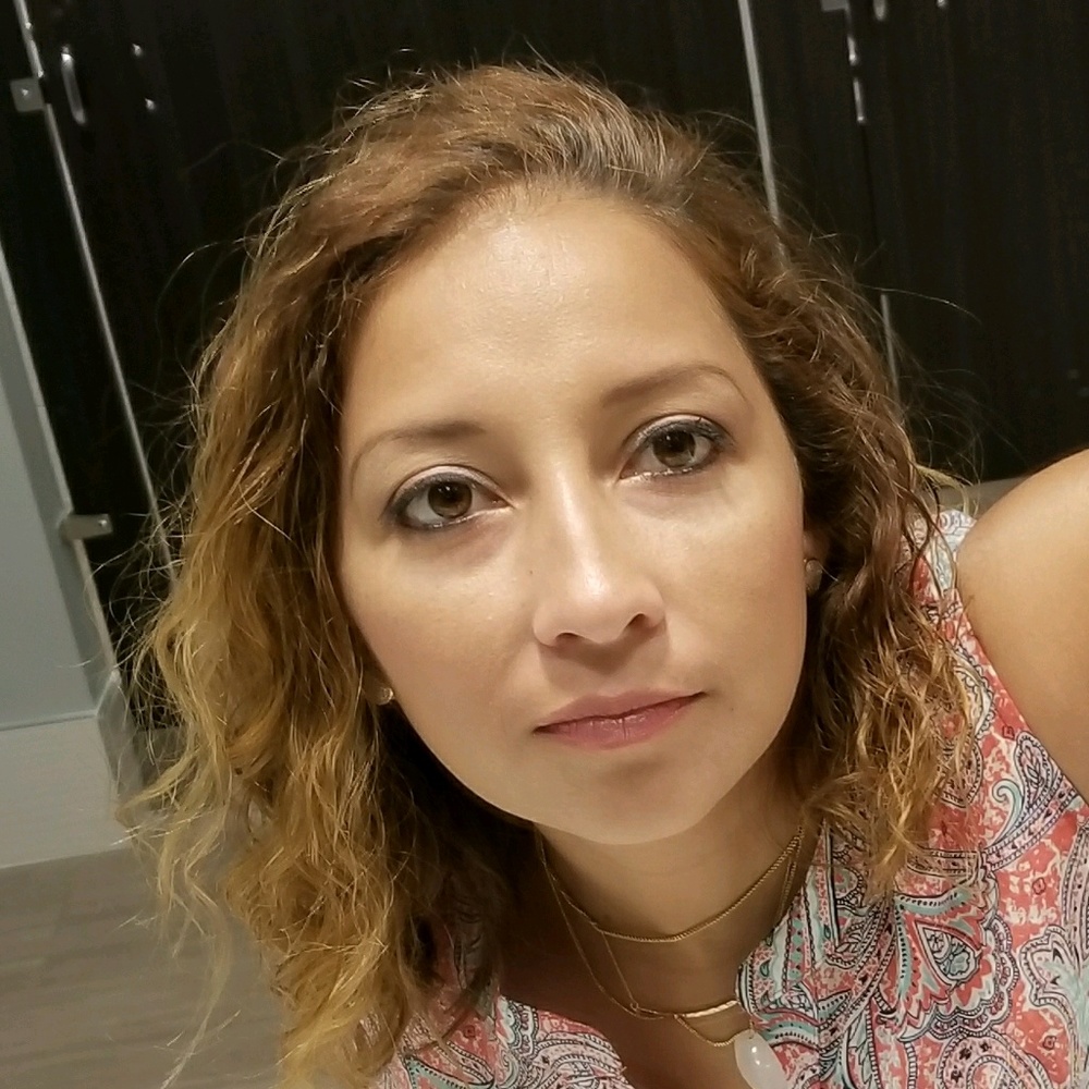 Meet your Posher, Mariza